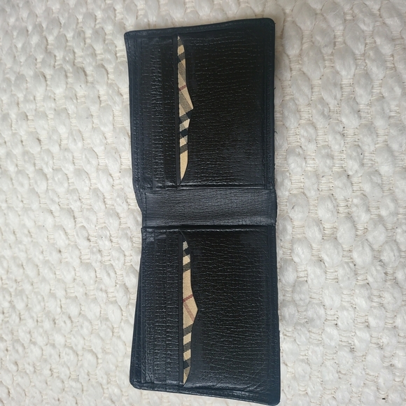 Burberry Black Men Leather Wallet - Picture 4 of 8